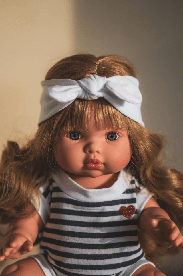 Poupée Lucie