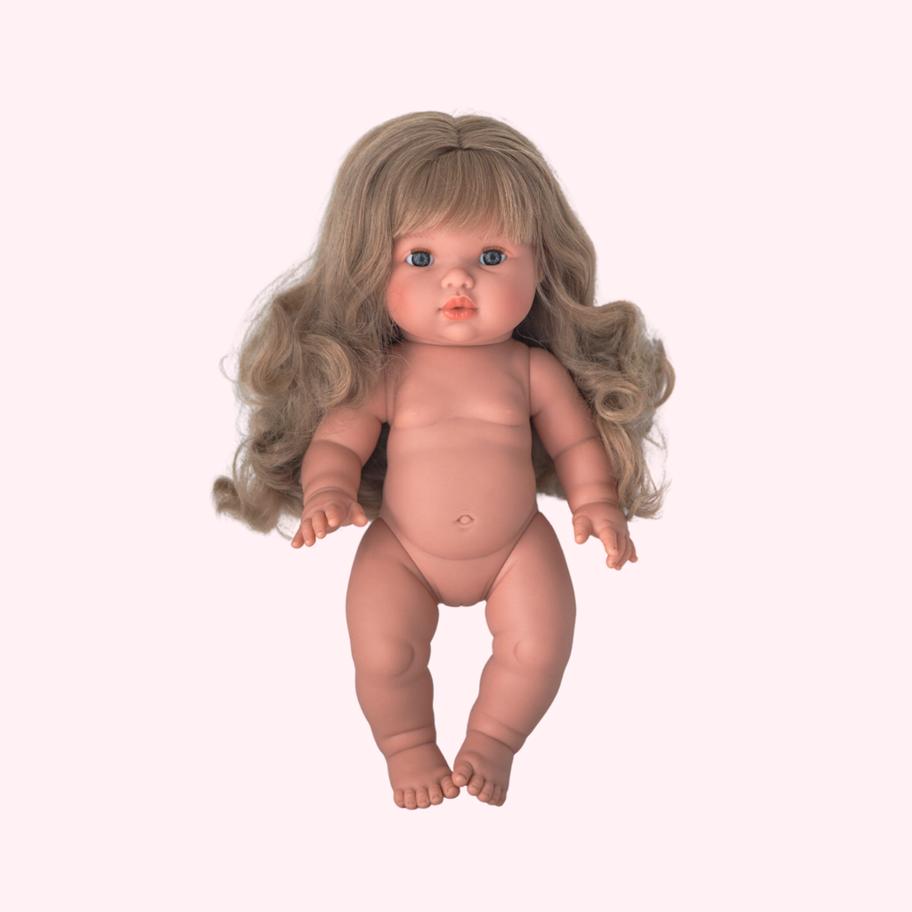 Poupée Lucie